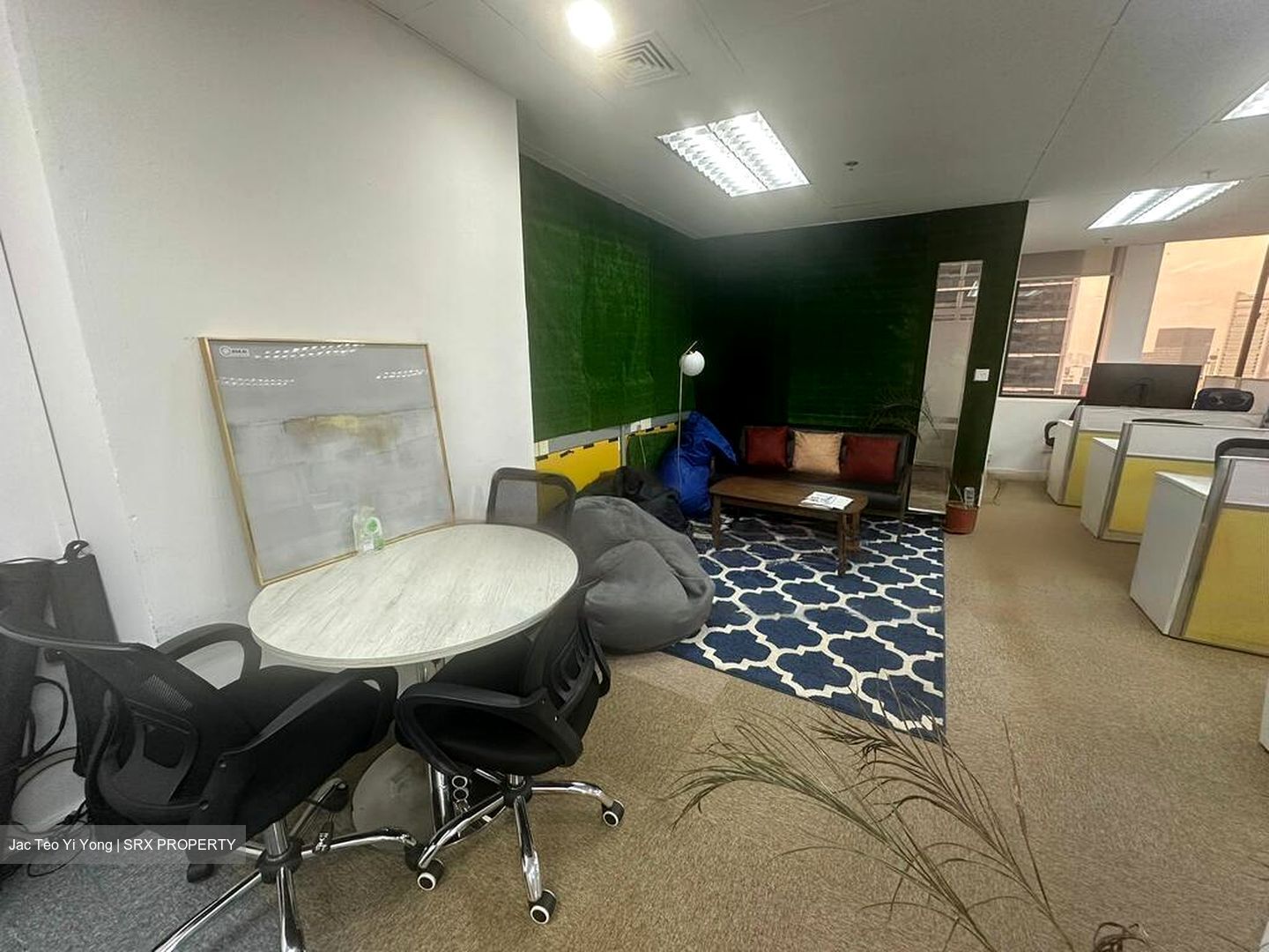 International Plaza (D2), Office #455146121